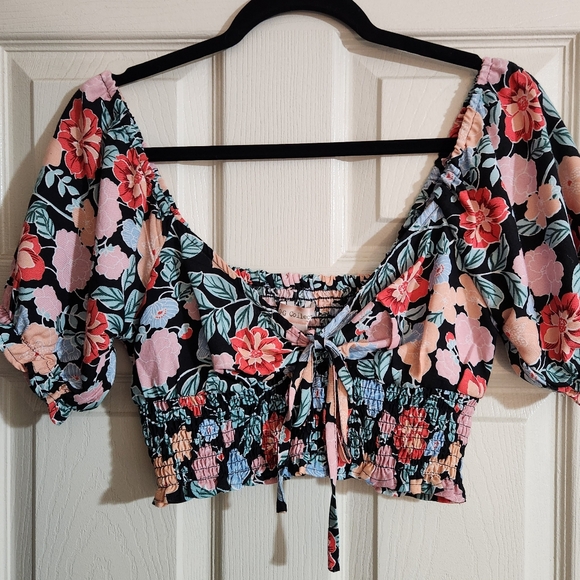 B.O.G. Collective Tops - B.O.G. Collective Crop Top